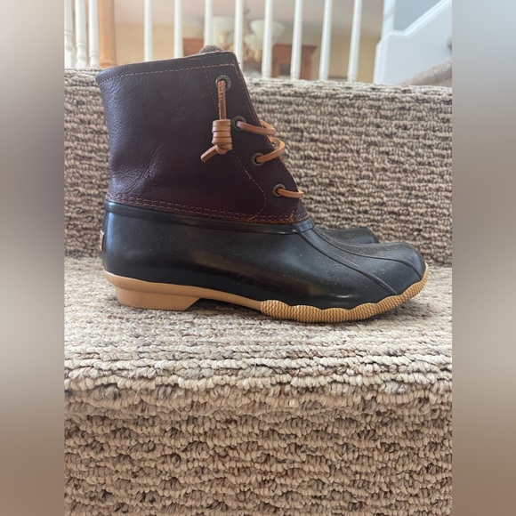 Sperry Boots - Picture 2 of 4